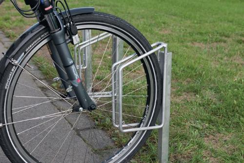WSM Fahrradklemmbügel 1-seitig 90 ° verzinkt Anzahl Radstände 1 zum Einbetonieren