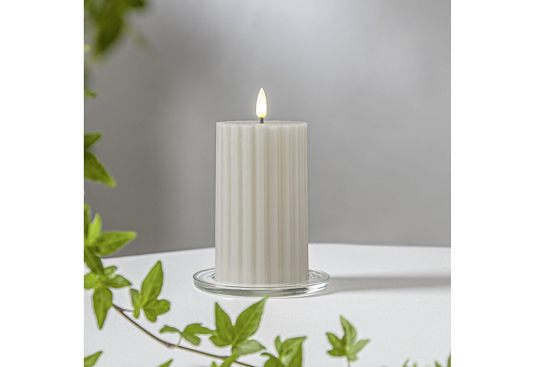 Star Trading LED Wachskerze Flamme Stripe Batterie Timer beige 15x7,5cm