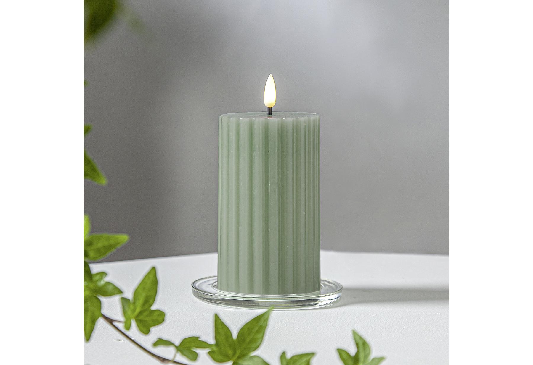 Star Trading LED Wachskerze Flamme Stripe Batterie Timer grün 15x7,5cm