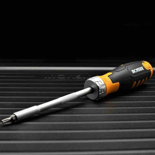 IRONSIDE Ratschen-Schraubendreher 12 in 1 im Display